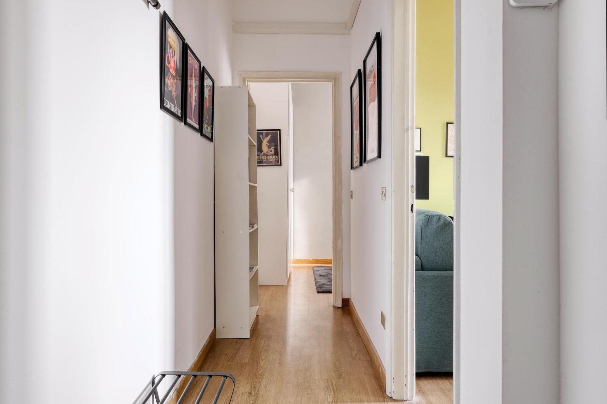 Apartamento View, Elegant In Milan's Rooftops